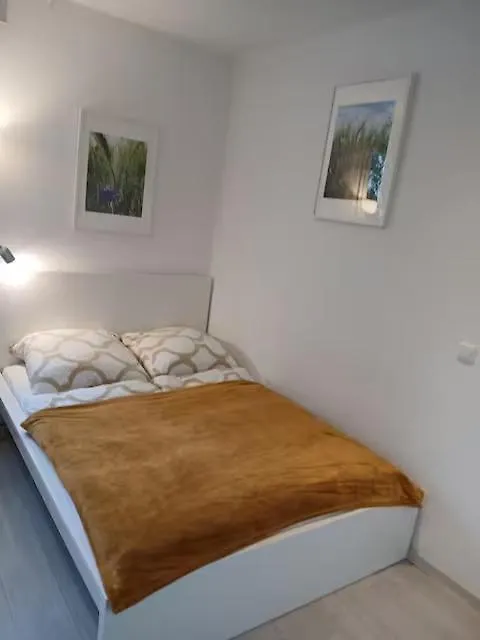 Ruhiges Appartment Am Stadtpark Нюрнберг